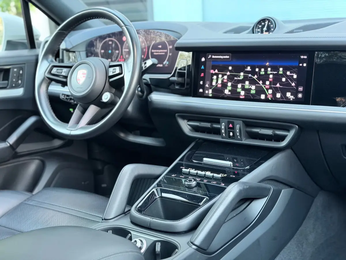 3.0 E-Hybrid Pano/Bose/360/Memory