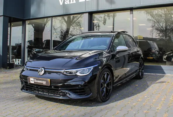2.0 TSI R 4Motion PANO HUD LEER H&K AKRA BTW