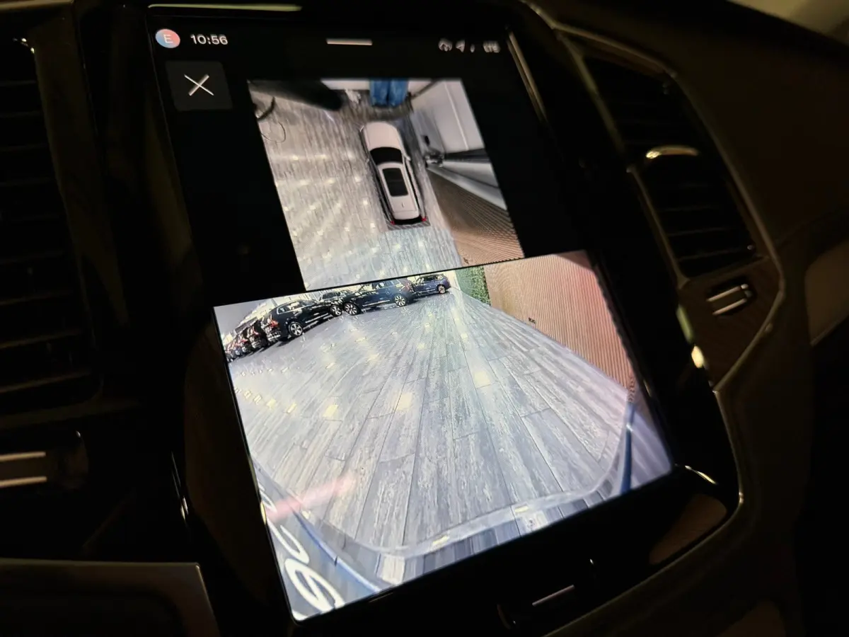 T8 AWD Recharge Plus Bright | Luchtvering | Trekhaak | 360 Camera | Harman Kardon | 455pk | Adaptieve Cruise Control | Stoelverwarming voor+achter | Stuurwielverwarming | Schuifdak | Full LE