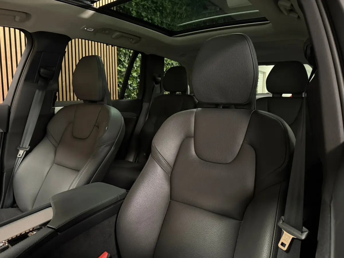 T8 AWD Recharge Plus Bright | Luchtvering | Trekhaak | 360 Camera | Harman Kardon | 455pk | Adaptieve Cruise Control | Stoelverwarming voor+achter | Stuurwielverwarming | Schuifdak | Full LE
