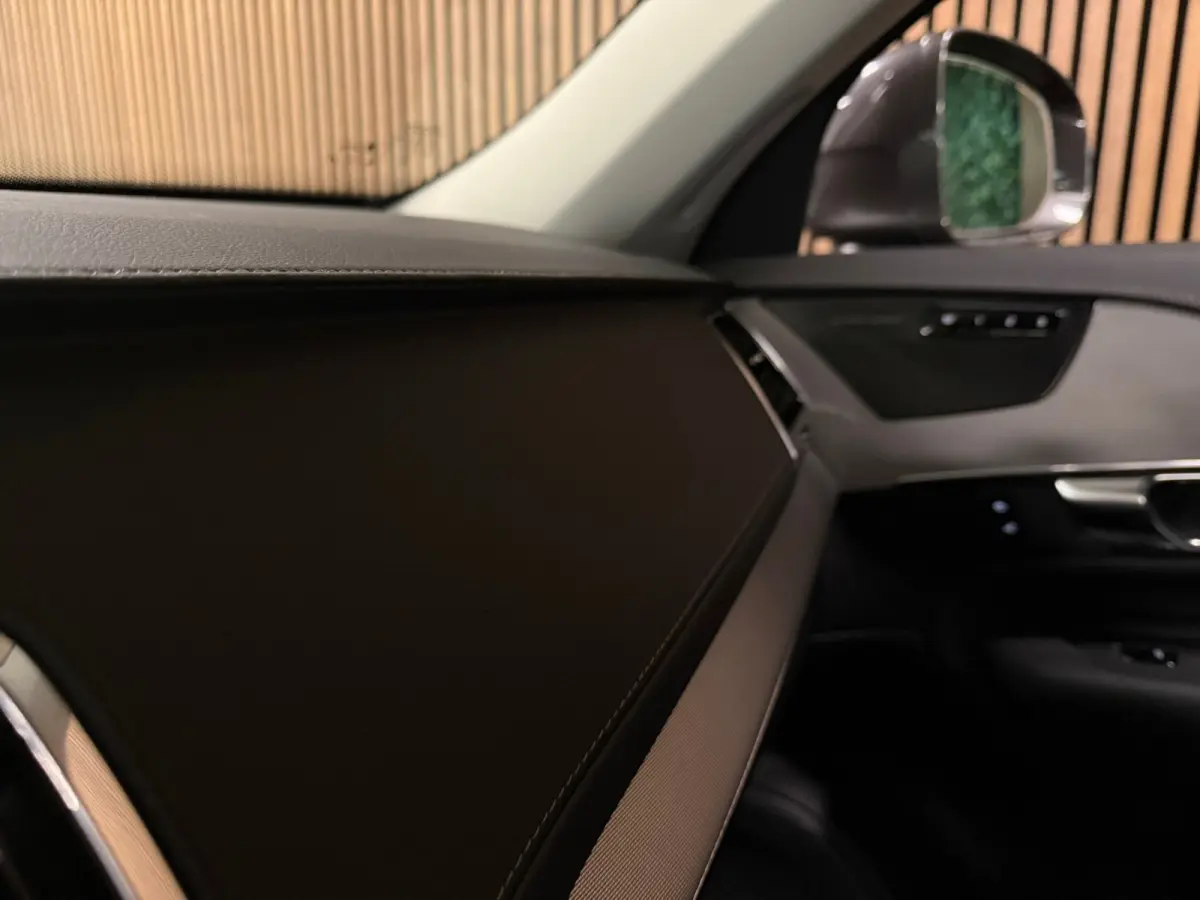 T8 AWD Recharge Plus Bright | Luchtvering | Trekhaak | 360 Camera | Harman Kardon | 455pk | Adaptieve Cruise Control | Stoelverwarming voor+achter | Stuurwielverwarming | Schuifdak | Full LE