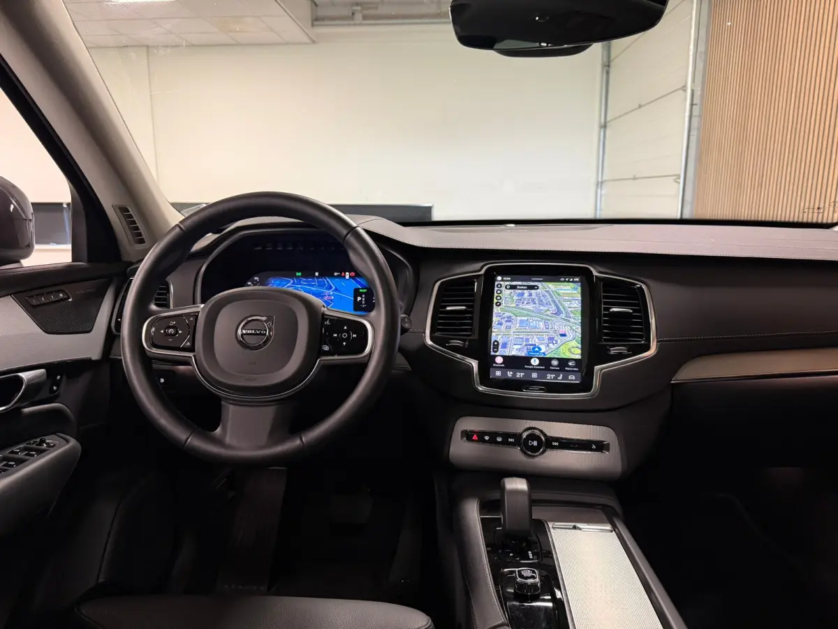 T8 AWD Recharge Plus Bright | Luchtvering | Trekhaak | 360 Camera | Harman Kardon | 455pk | Adaptieve Cruise Control | Stoelverwarming voor+achter | Stuurwielverwarming | Schuifdak | Full LE