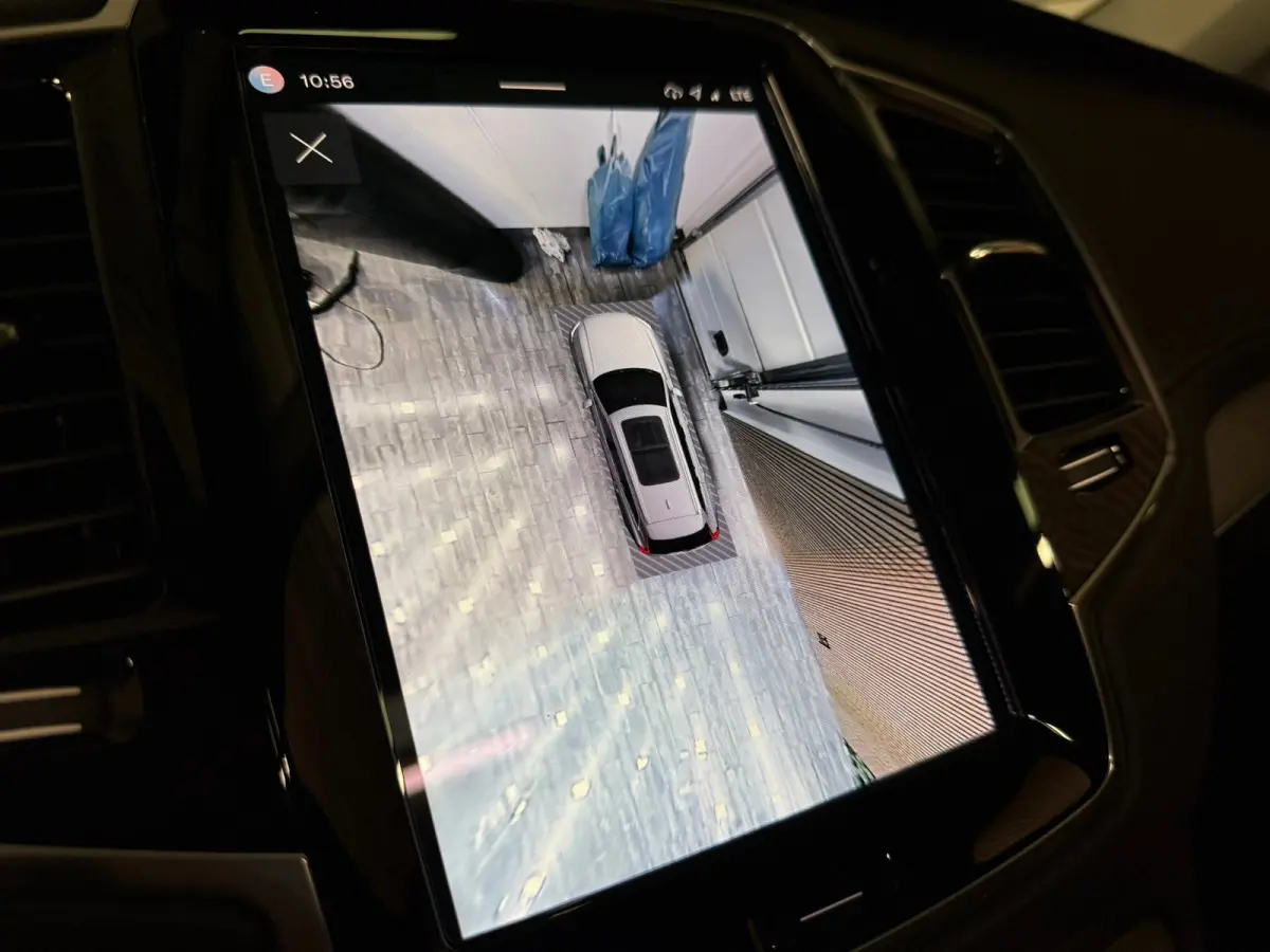 T8 AWD Recharge Plus Bright | Luchtvering | Trekhaak | 360 Camera | Harman Kardon | 455pk | Adaptieve Cruise Control | Stoelverwarming voor+achter | Stuurwielverwarming | Schuifdak | Full LE