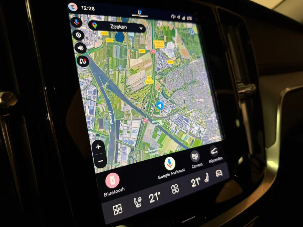 T8 AWD Recharge Ultra Dark | Trekhaak | 360 Camera | Schuifdak | 455pk | Crystal White | Head-Up Display | Harman Kardon | Adaptieve Cruise Control | Stoelverwarming voor+achter | Stuurwielv
