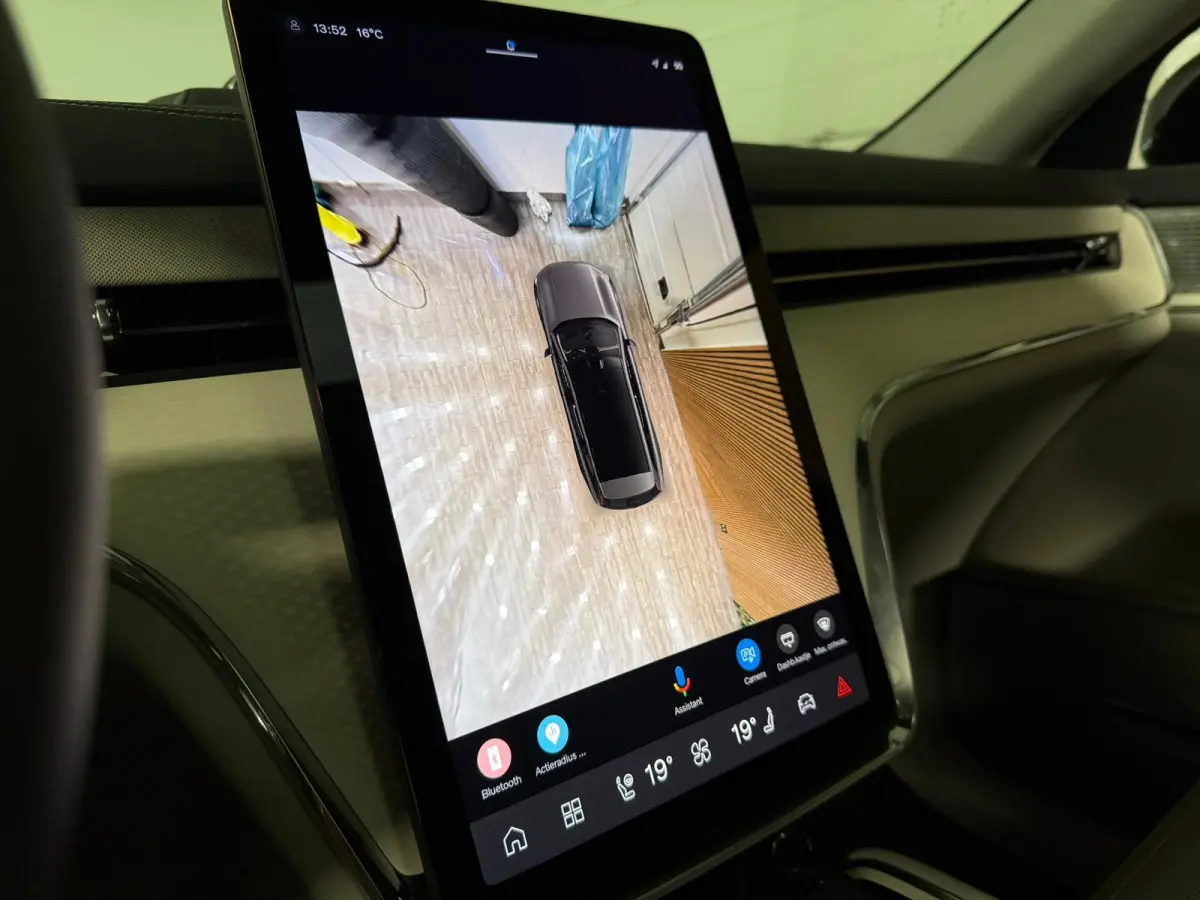 Twin Motor Performance Ultra 7p. 111 kWh | Full Option! | Bowers & Wilkins | Luchtvering | Trekhaak | 360° 3D Camera | Stoelmassage | Head-Up Display | 22 Inch | 517pk | Stoelventilatie | A