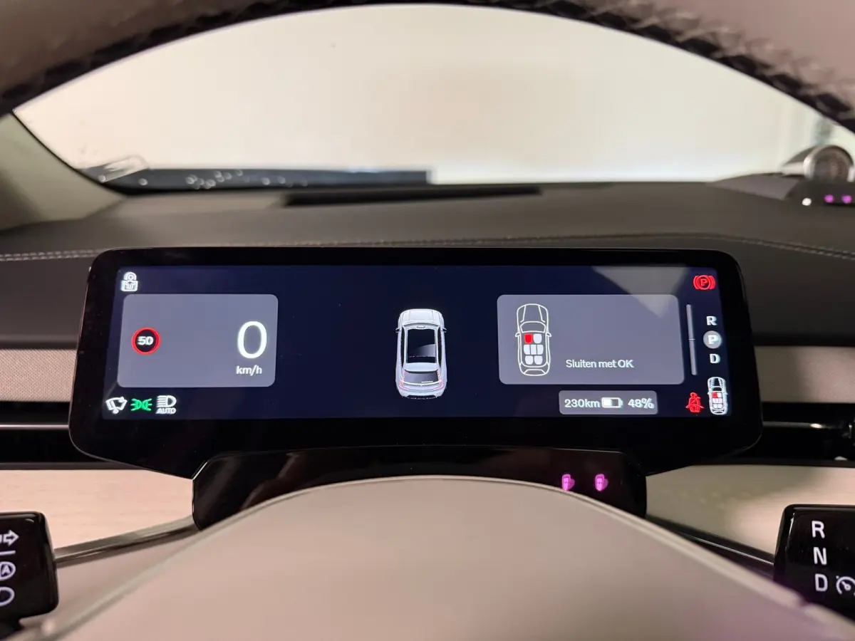 Twin Motor Performance Ultra 7p. 111 kWh | Full Option! | Bowers & Wilkins | Luchtvering | Trekhaak | 360° 3D Camera | Stoelmassage | Head-Up Display | 22 Inch | 517pk | Stoelventilatie | A