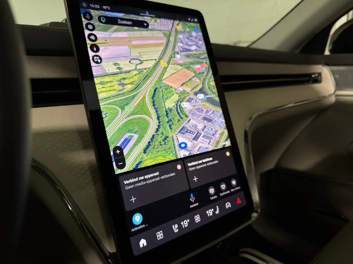 Twin Motor Performance Ultra 7p. 111 kWh | Full Option! | Bowers & Wilkins | Luchtvering | Trekhaak | 360° 3D Camera | Stoelmassage | Head-Up Display | 22 Inch | 517pk | Stoelventilatie | A