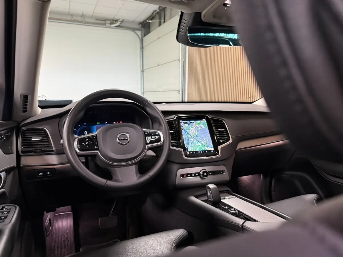 T8 AWD Recharge Plus Bright | Trekhaak | 360 Camera | Harman Kardon | 455pk | Adaptieve Cruise Control | Stoelverwarming voor+achter | Stuurwielverwarming | Schuifdak | Full LED Meesturende 