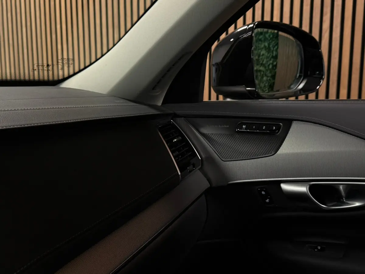 T8 AWD Recharge Plus Bright | Trekhaak | 360 Camera | Harman Kardon | 455pk | Adaptieve Cruise Control | Stoelverwarming voor+achter | Stuurwielverwarming | Schuifdak | Full LED Meesturende 