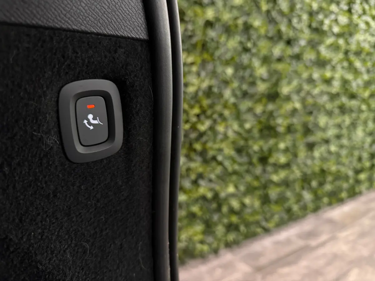 T8 AWD Recharge Plus Bright Long Range | Trekhaak | 360° Camera | Harman Kardon | 455pk | Adaptieve Cruise Control | Stoel en Stuurwielverwarming | Schuifdak | Full LED Meesturende koplampe