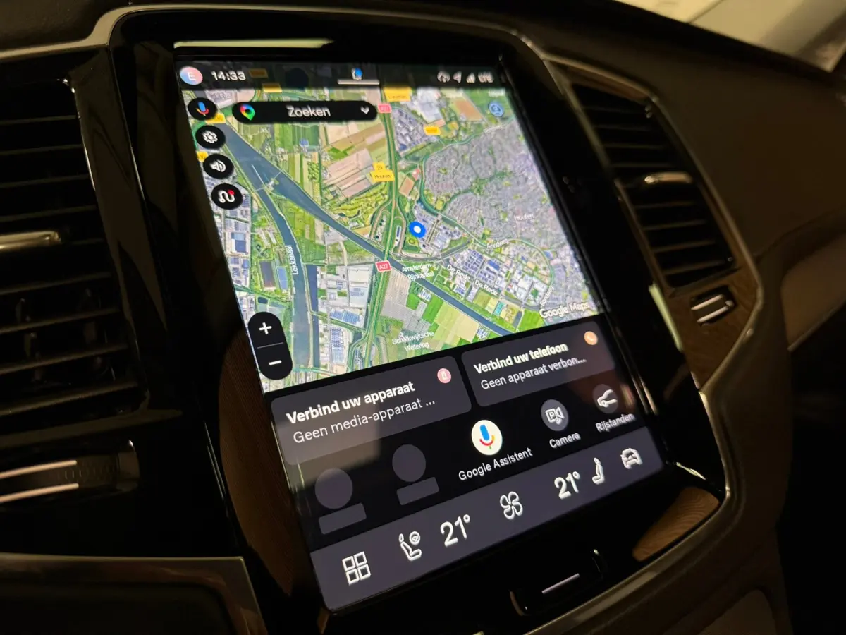 T8 AWD Recharge Plus Bright Long Range | Trekhaak | 360° Camera | Harman Kardon | 455pk | Adaptieve Cruise Control | Stoel en Stuurwielverwarming | Schuifdak | Full LED Meesturende koplampe