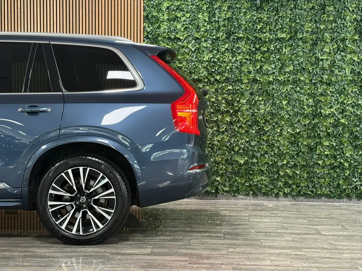 T8 AWD Recharge Plus Bright Long Range | Trekhaak | 360° Camera | Harman Kardon | 455pk | Adaptieve Cruise Control | Stoel en Stuurwielverwarming | Schuifdak | Full LED Meesturende koplampe