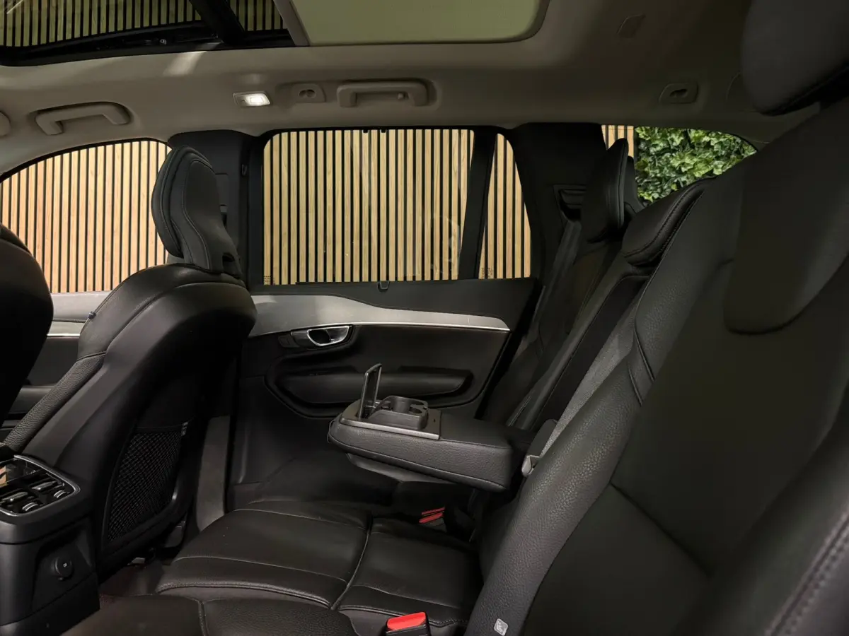 T8 AWD Recharge Plus Bright Long Range | Trekhaak | 360° Camera | Harman Kardon | 455pk | Adaptieve Cruise Control | Stoel en Stuurwielverwarming | Schuifdak | Full LED Meesturende koplampe