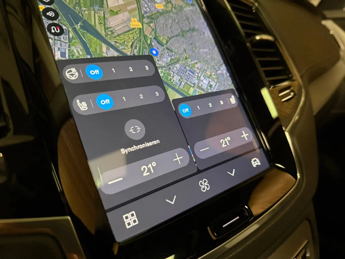 T8 AWD Recharge Plus Bright Long Range | Trekhaak | 360° Camera | Harman Kardon | 455pk | Adaptieve Cruise Control | Stoel en Stuurwielverwarming | Schuifdak | Full LED Meesturende koplampe