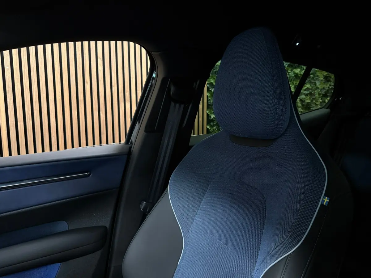 Single Motor Extended Range Plus 69 kWh | 96% SoH | Stoel en Stuurwielverwarming | Adaptieve Cruise Control | Harman Kardon | Parkeercamera | Pilot Assist | BLIS Dode Hoek Detectie  | 19 Inc