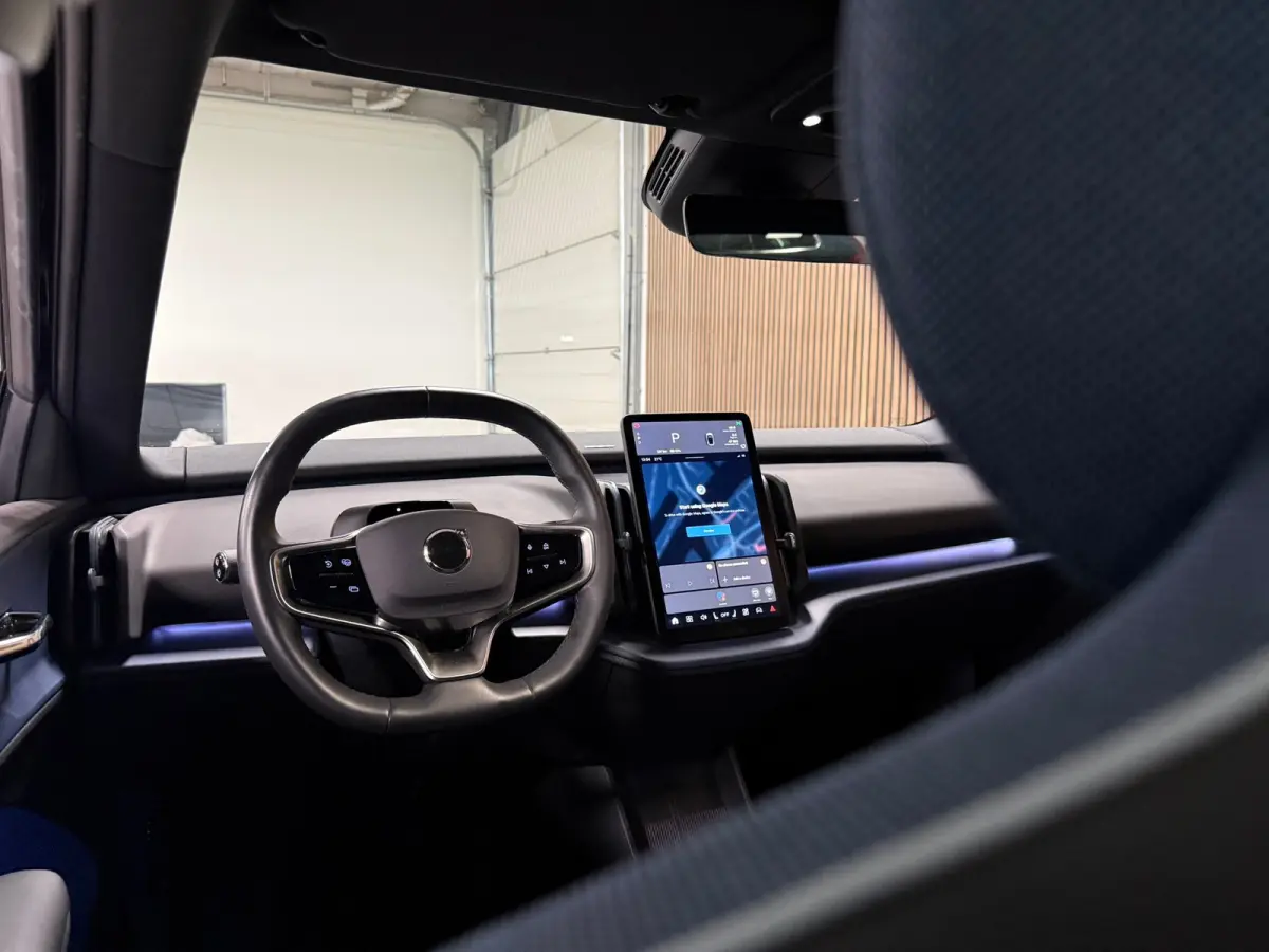 Single Motor Extended Range Plus 69 kWh | 96% SoH | Stoel en Stuurwielverwarming | Adaptieve Cruise Control | Harman Kardon | Parkeercamera | Pilot Assist | BLIS Dode Hoek Detectie  | 19 Inc