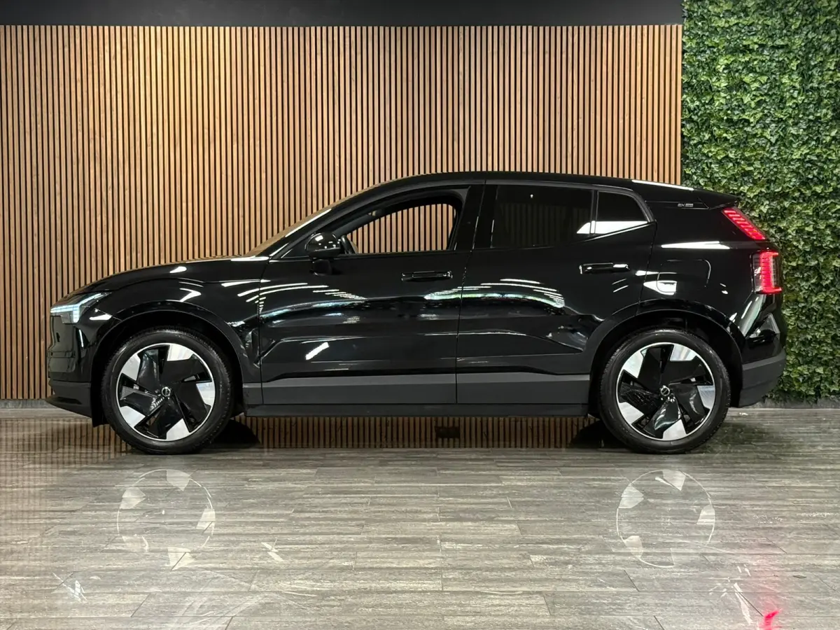 Single Motor Extended Range Plus 69 kWh | 96% SoH | Stoel en Stuurwielverwarming | Adaptieve Cruise Control | Harman Kardon | Parkeercamera | Pilot Assist | BLIS Dode Hoek Detectie  | 19 Inc