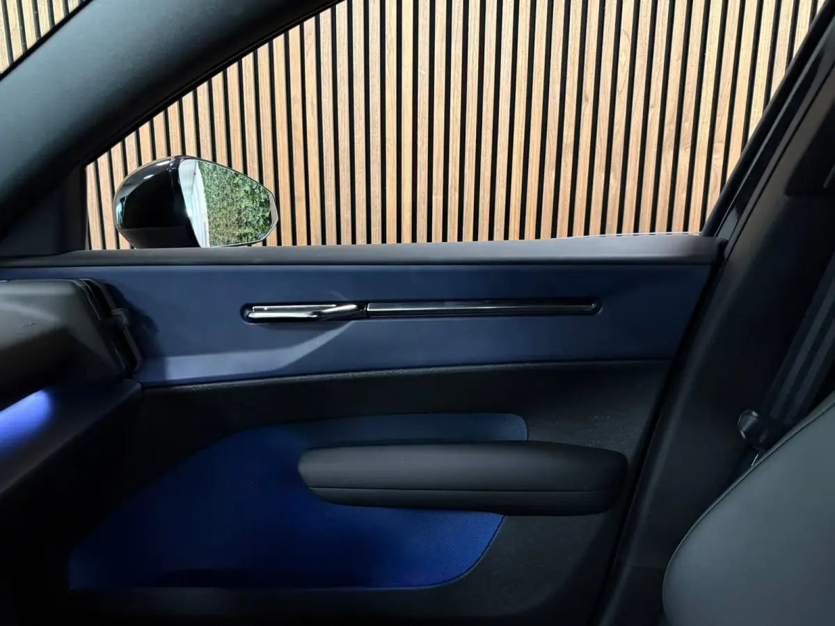 Single Motor Extended Range Plus 69 kWh | 96% SoH | Stoel en Stuurwielverwarming | Adaptieve Cruise Control | Harman Kardon | Parkeercamera | Pilot Assist | BLIS Dode Hoek Detectie  | 19 Inc