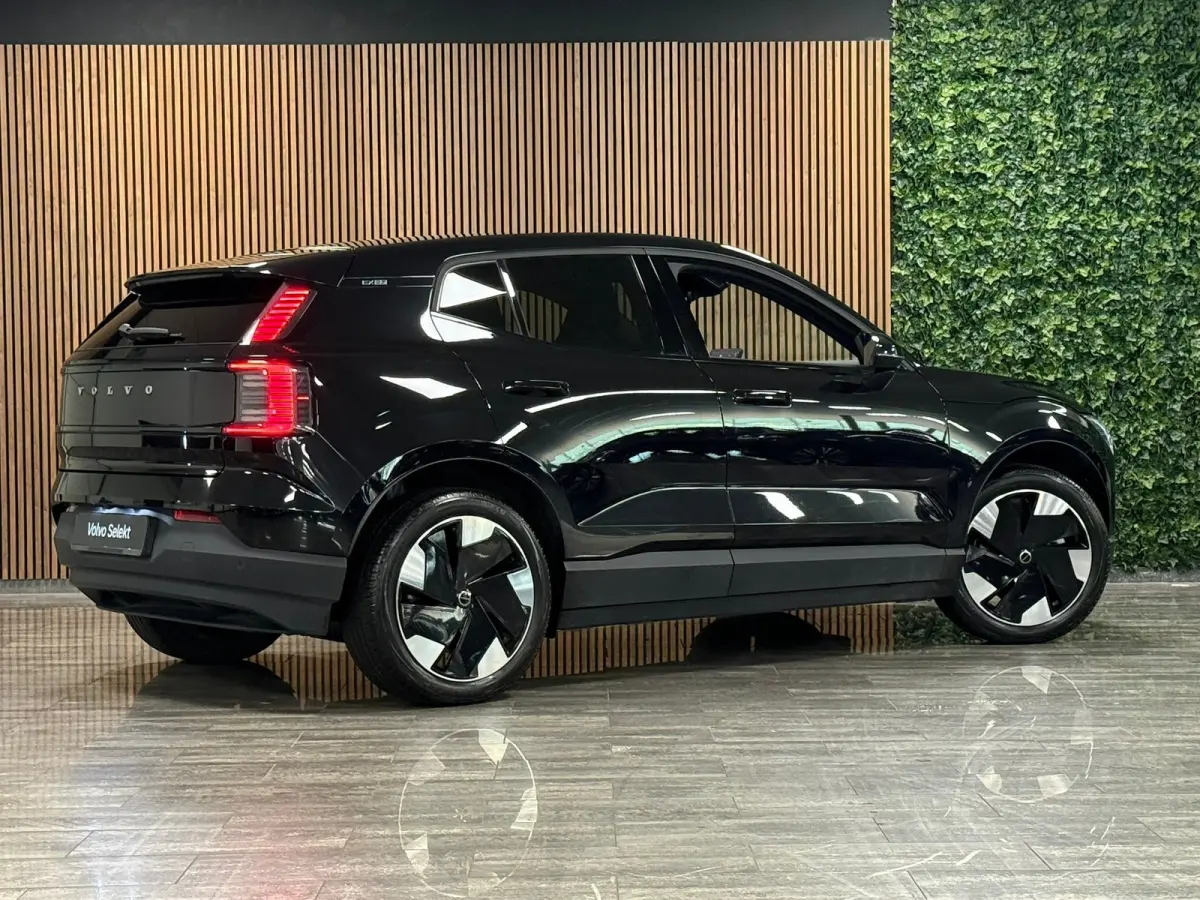 Single Motor Extended Range Plus 69 kWh | 96% SoH | Stoel en Stuurwielverwarming | Adaptieve Cruise Control | Harman Kardon | Parkeercamera | Pilot Assist | BLIS Dode Hoek Detectie  | 19 Inc