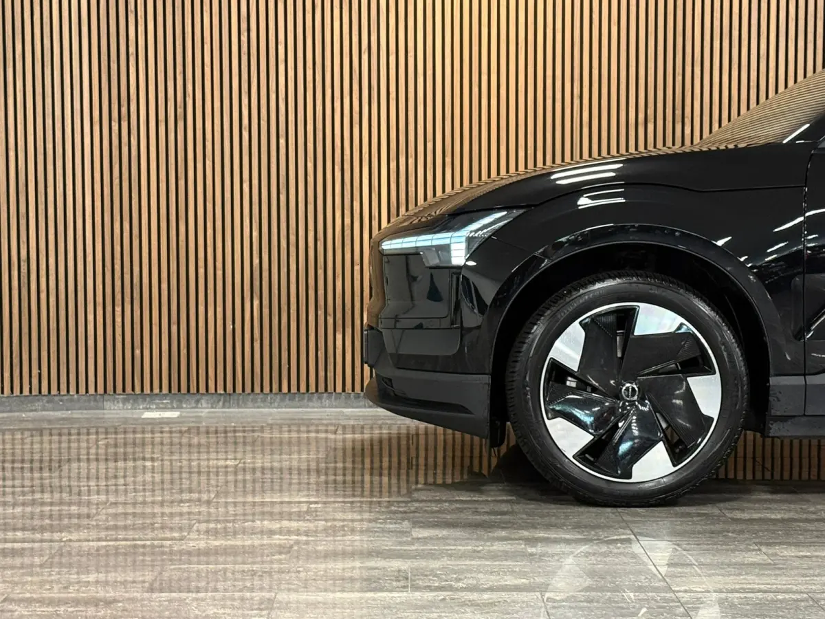Single Motor Extended Range Plus 69 kWh | 96% SoH | Stoel en Stuurwielverwarming | Adaptieve Cruise Control | Harman Kardon | Parkeercamera | Pilot Assist | BLIS Dode Hoek Detectie  | 19 Inc