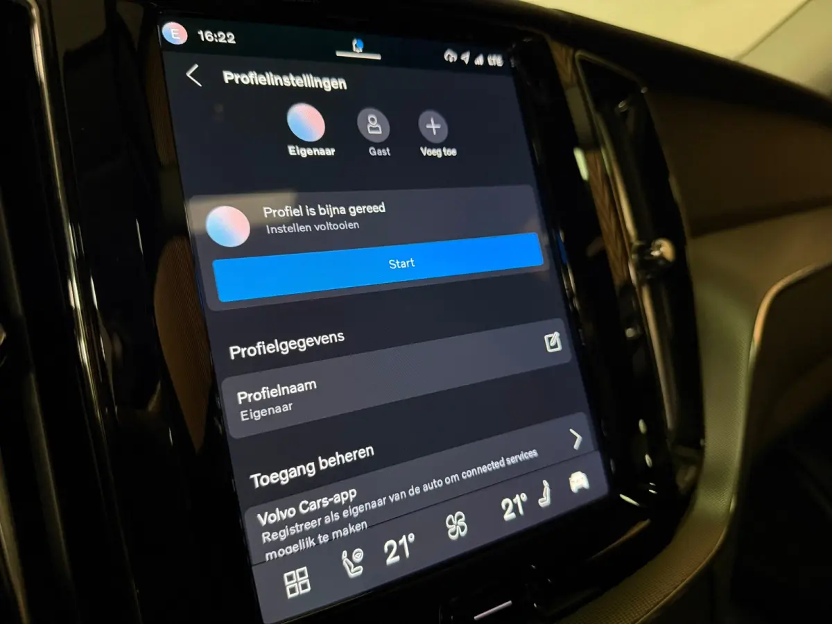 T6 AWD Recharge Plus Bright | Trekhaak | 360° Camera | Harman Kardon | Adaptieve Cruise Control | Stoelverwarming voor+achter | Stuurwielverwarming | Schuifdak | Full LED Meesturende koplam