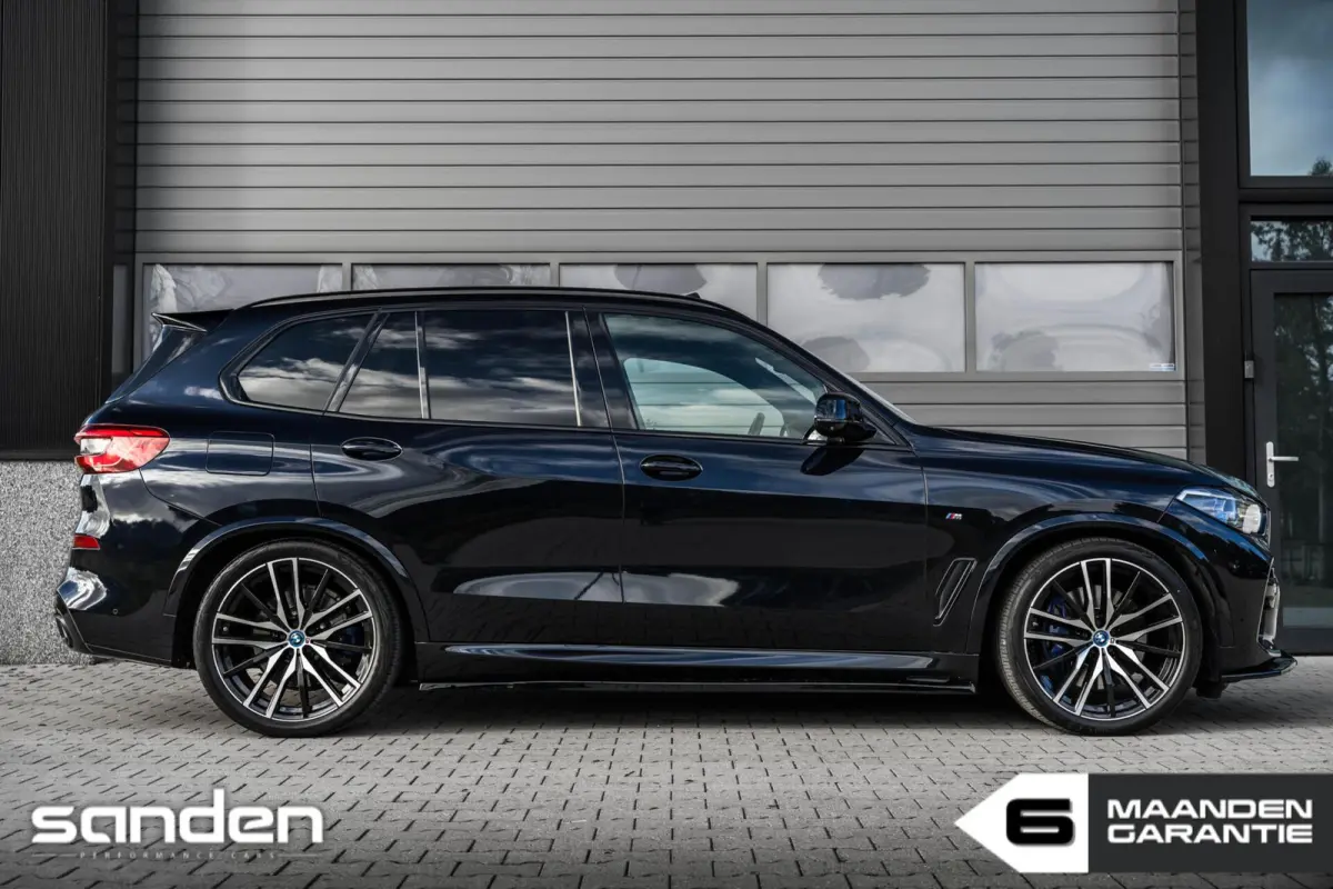 xDrive45e MSport|CarbonBl.|SkyLounge|B&W|Laser|NightV