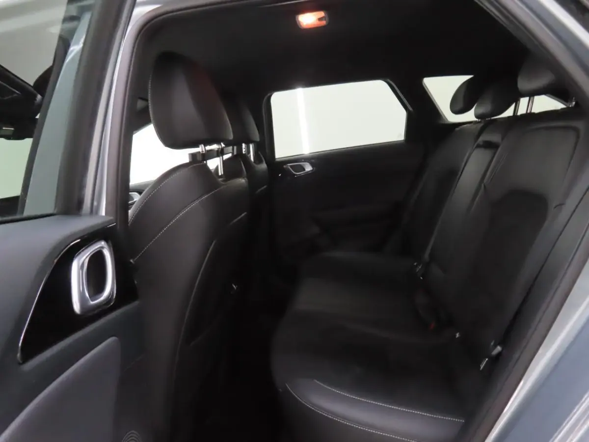 1.5 T-GDi 160PK MHEV GT-Line Edition+Led+Leder+stoel&stuur-verw+Navigatie+Camera = OKT-2021=SUPER PRIJS !!
