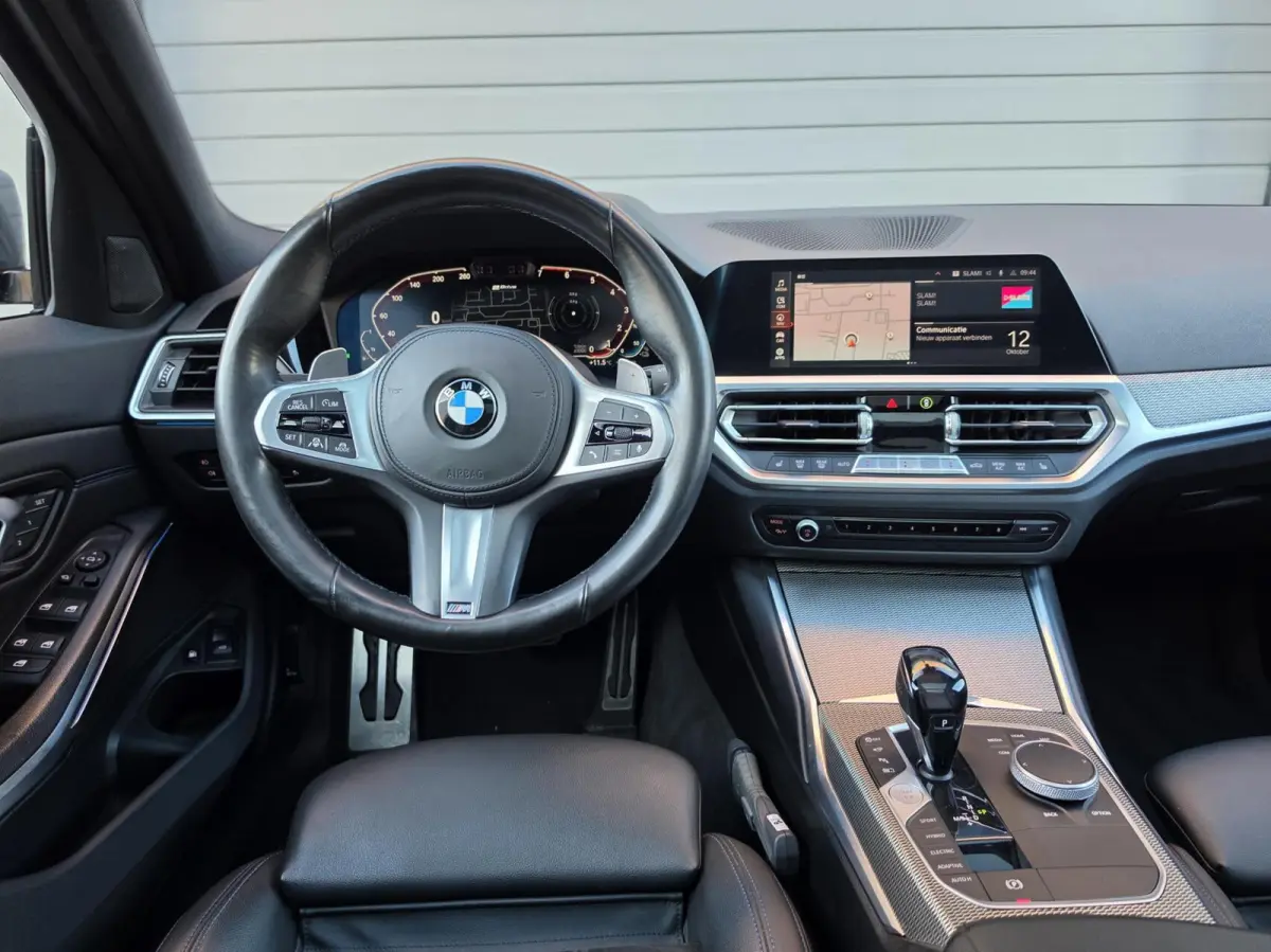330e xDrive M-Sport/ACC/Laser/Pano/360/Head-Up/Keyless/Sfeer/Dodehoek/Alcantara/Individual-lak/
