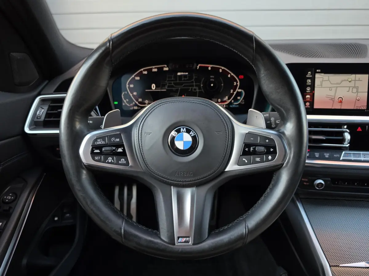 330e xDrive M-Sport/ACC/Laser/Pano/360/Head-Up/Keyless/Sfeer/Dodehoek/Alcantara/Individual-lak/