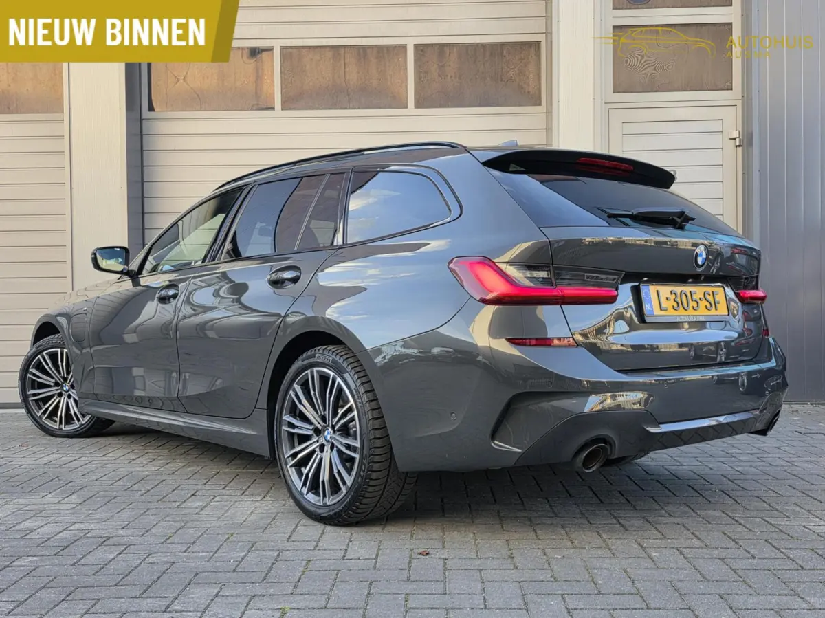 330e xDrive M-Sport/ACC/Laser/Pano/360/Head-Up/Keyless/Sfeer/Dodehoek/Alcantara/Individual-lak/