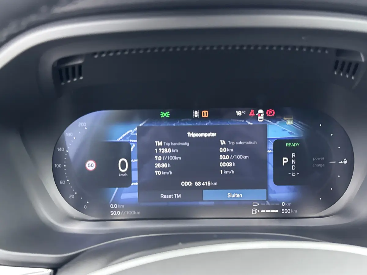T6 Recharge Plus Dark | Facelift | 19" Allseason | Panoramadak | Trekhaak | Head-Up | 360 Camera | Elektr. verst. Stoelen | Harman Kardon |