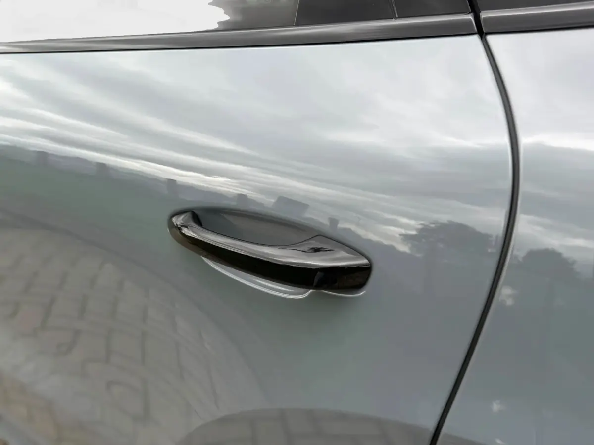 Porsche Cayenne Coupé E-Hybrid Lightweight Sport Package Carbon 22-inch GT Design Inclusief btw