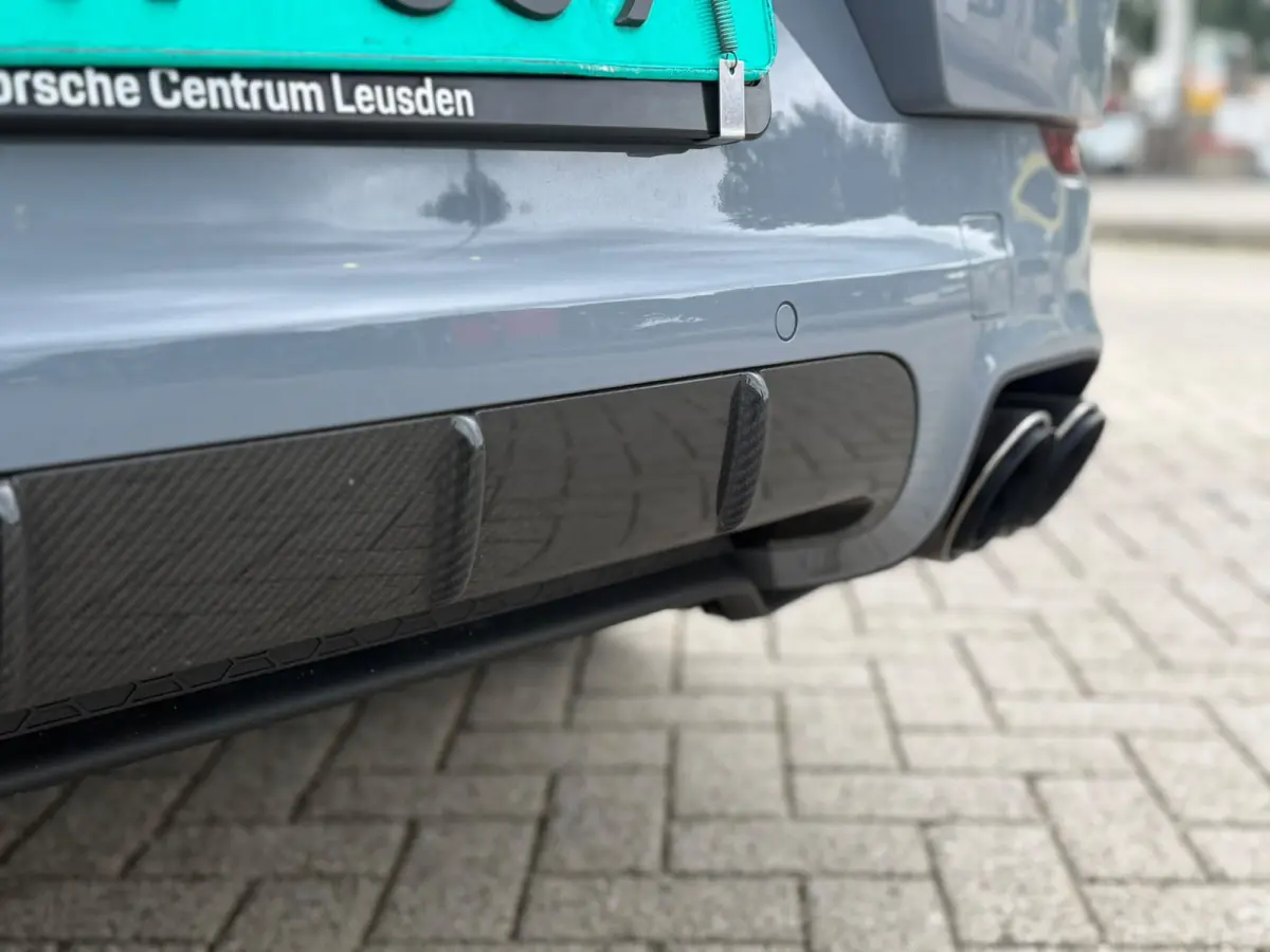 Porsche Cayenne Coupé E-Hybrid Lightweight Sport Package Carbon 22-inch GT Design Inclusief btw