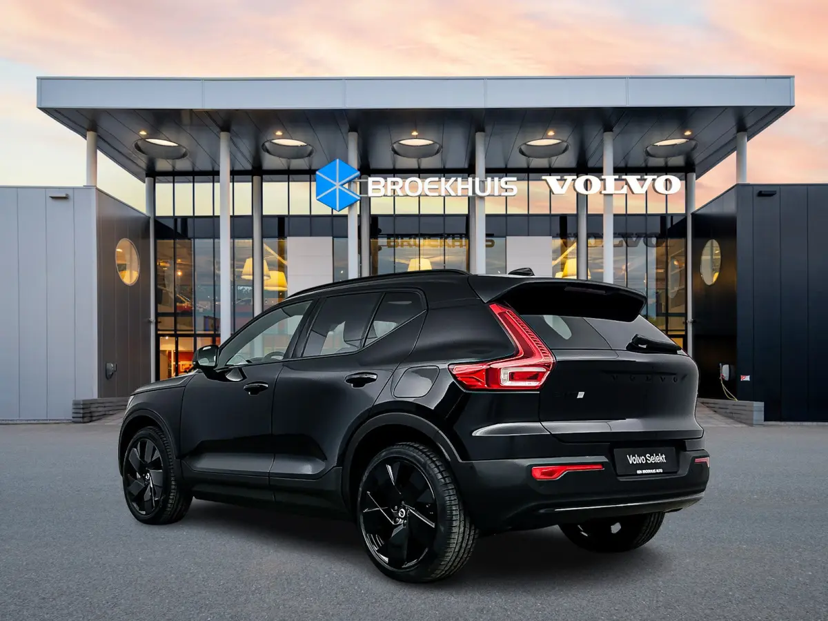 Single Motor Ext. Range Ultra Bl. Ed. Eur. 82 kWh | 20" | Leder/Nubuck | Getint Glas | Panoramadak | Harman Kardon | Elektr. verst. Stoelen | 360 Camera | Warmtepomp