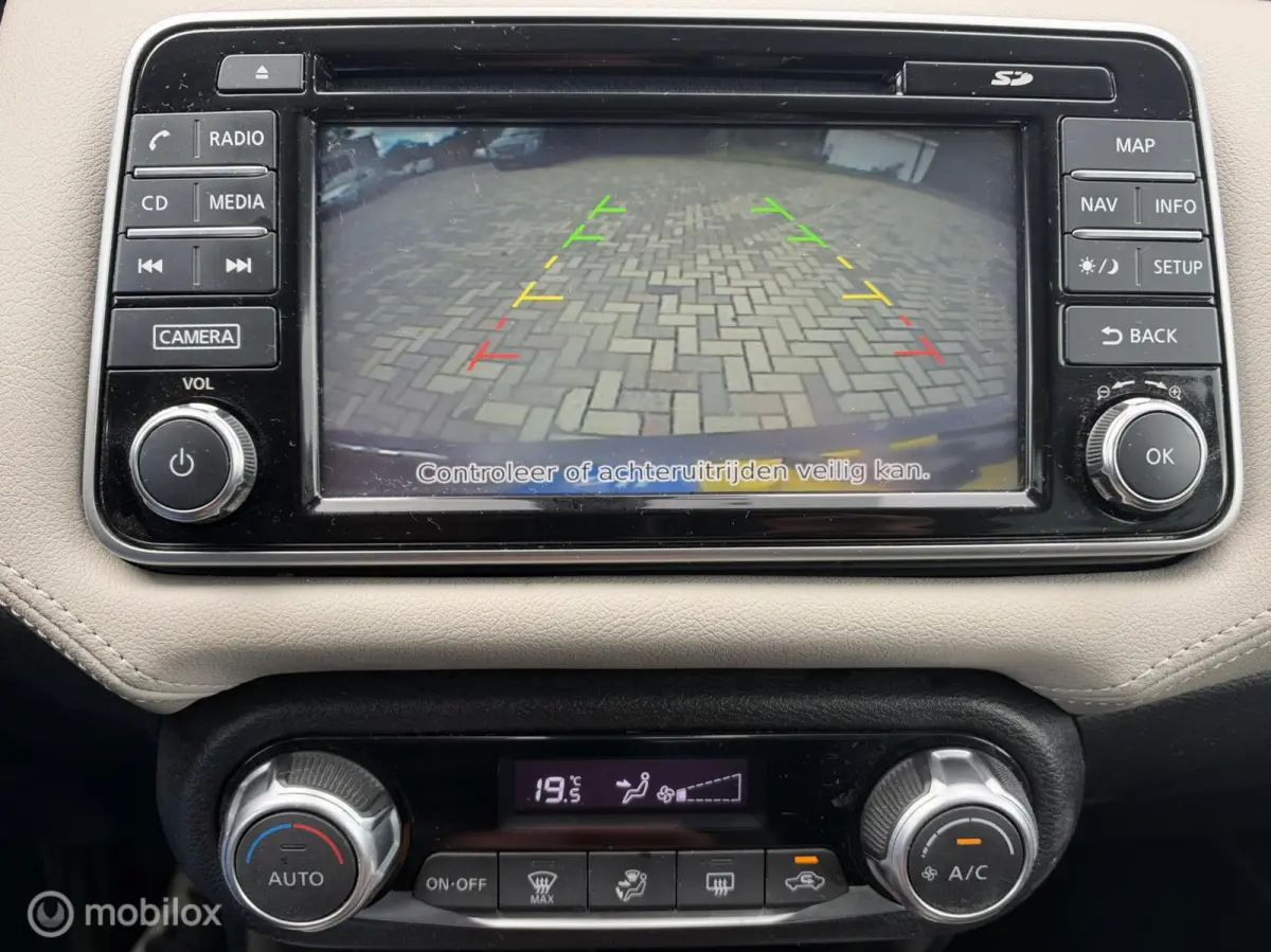 0.9 IG-T Tekna 2018 / Climate / Camera / keyless / Navigatie / NAP