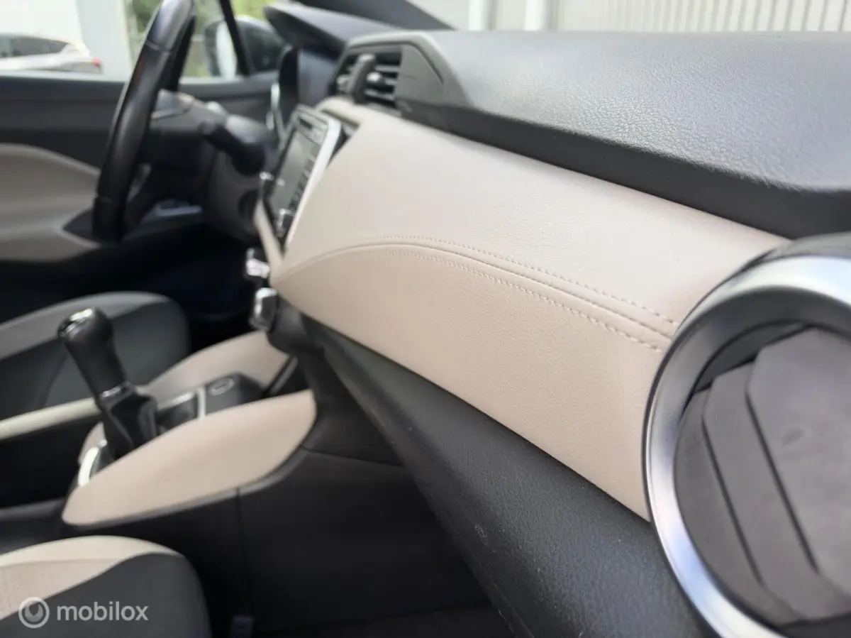 0.9 IG-T Tekna 2018 / Climate / Camera / keyless / Navigatie / NAP