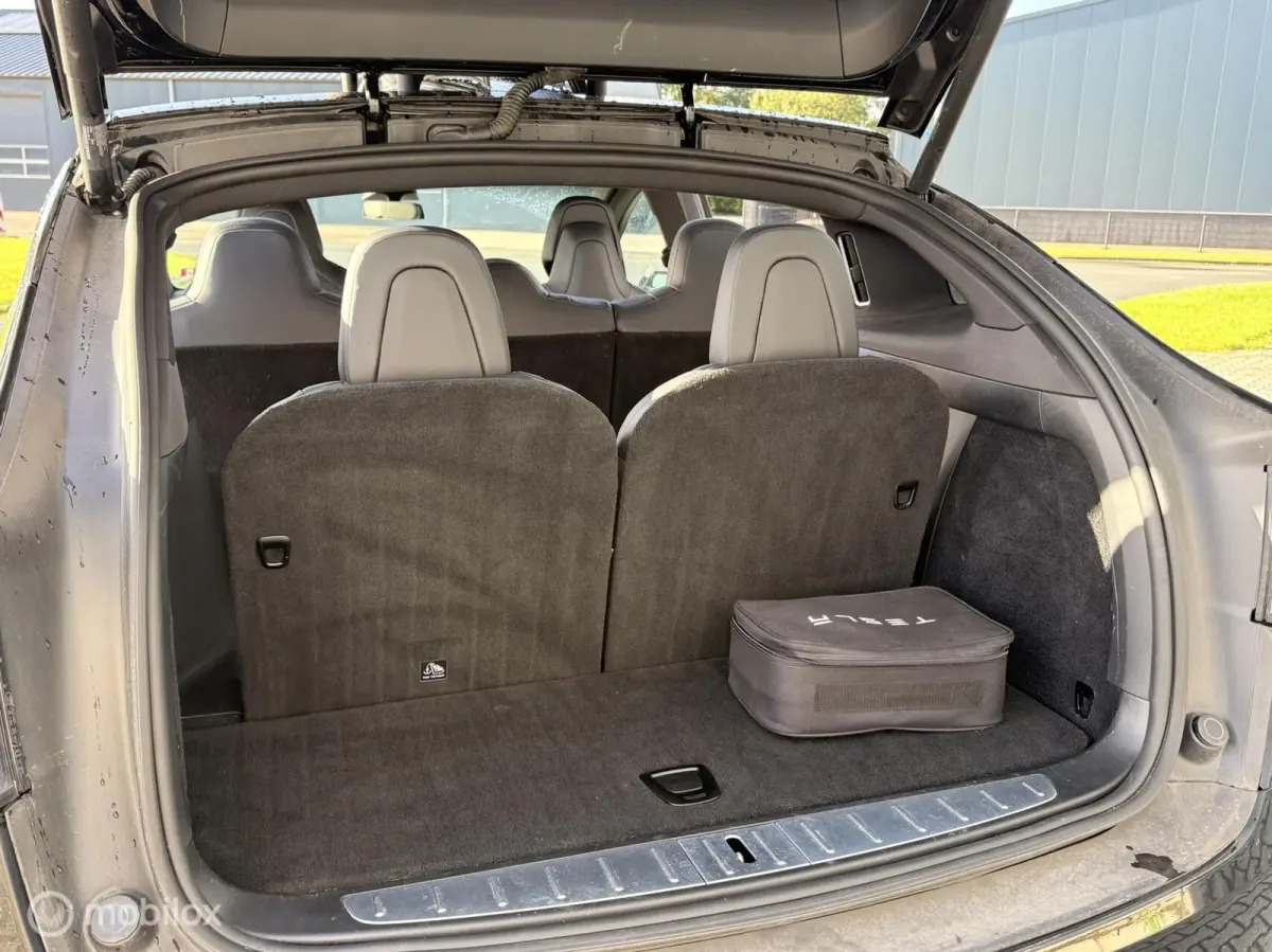 75D Dual Motor AWD | 7-Zits | Trekhaak 2.250 kg | MCU2 | CCS Upgrade