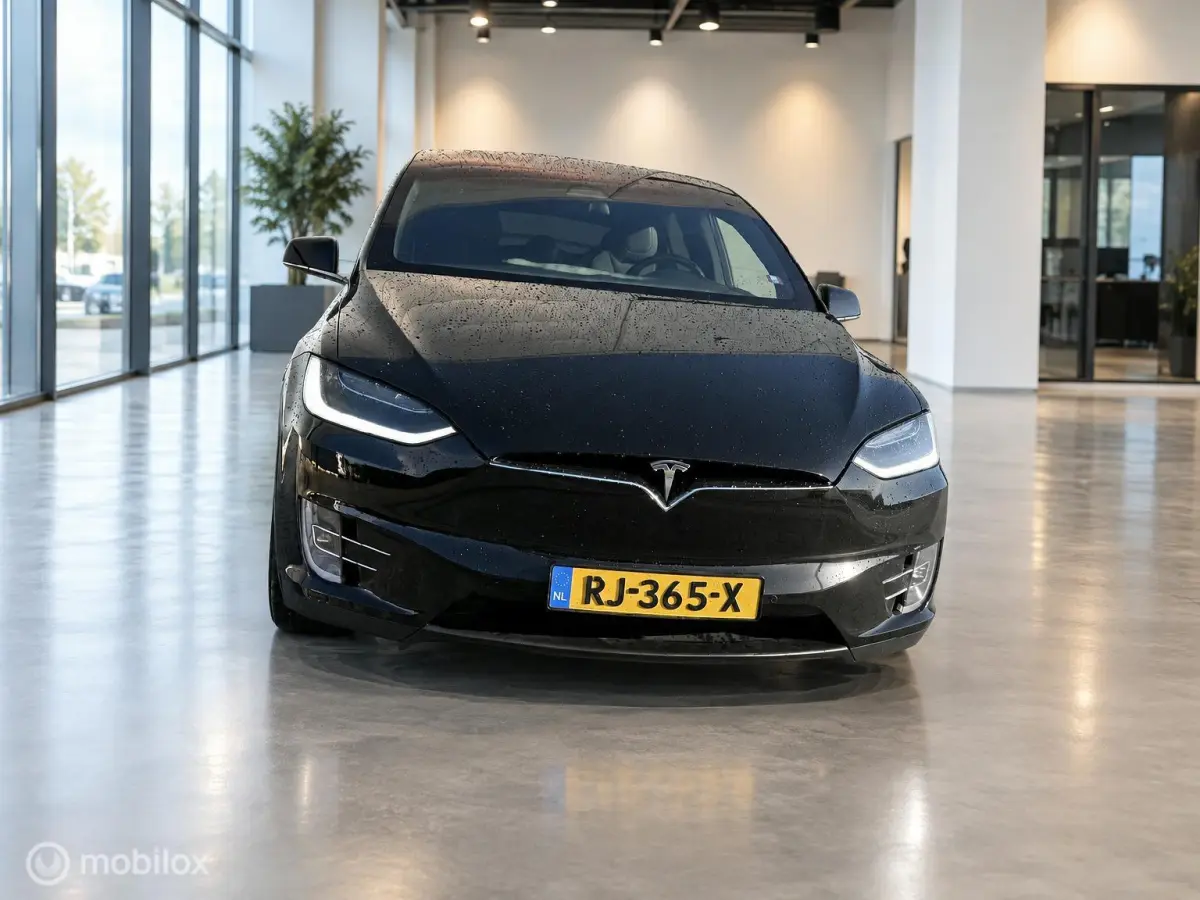 75D Dual Motor AWD | 7-Zits | Trekhaak 2.250 kg | MCU2 | CCS Upgrade
