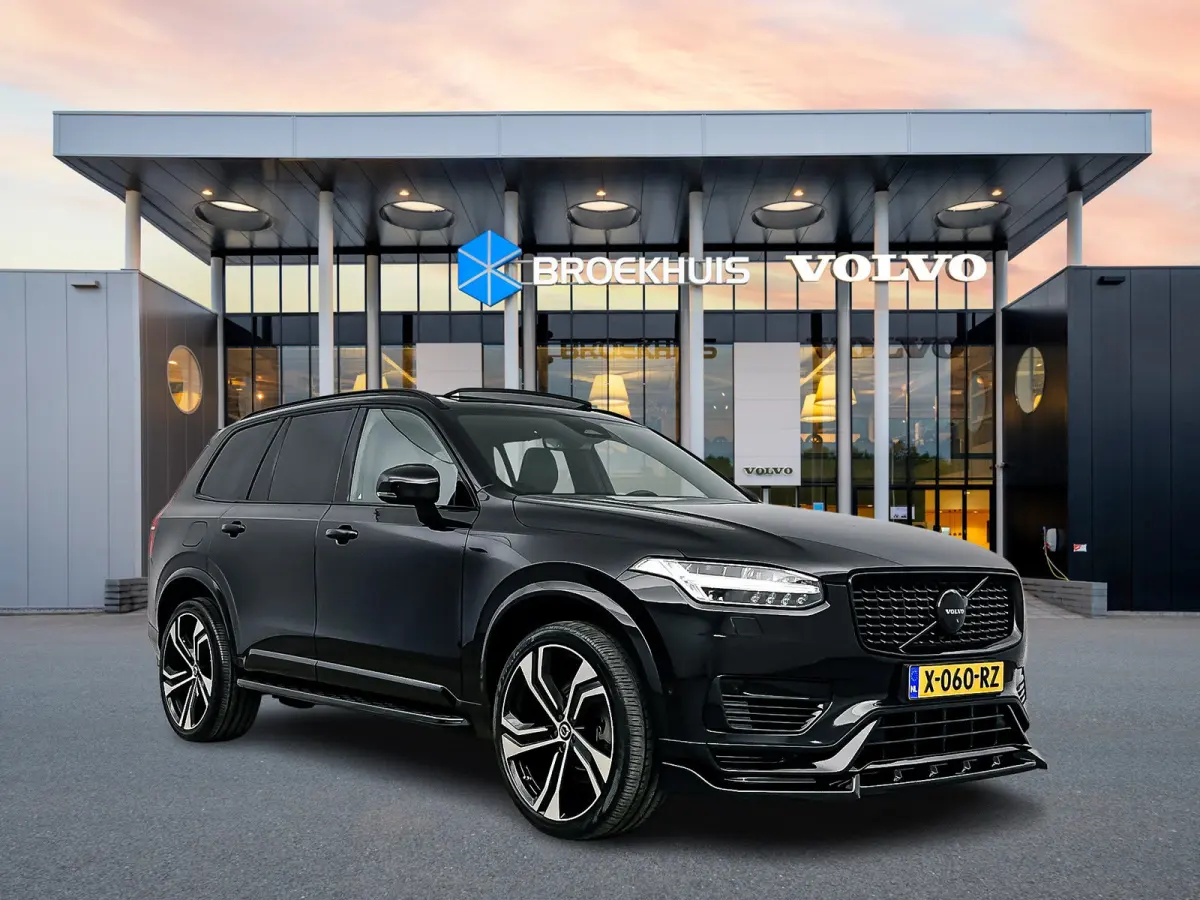 T8 Recharge Ultimate Dark | 22" | Full Styling Pack | Luchtvering | Bowers & Wilkins | Trekhaak | Elektr. verst. Sportstoelen | Head-Up | 360 Camera | Panoramadak