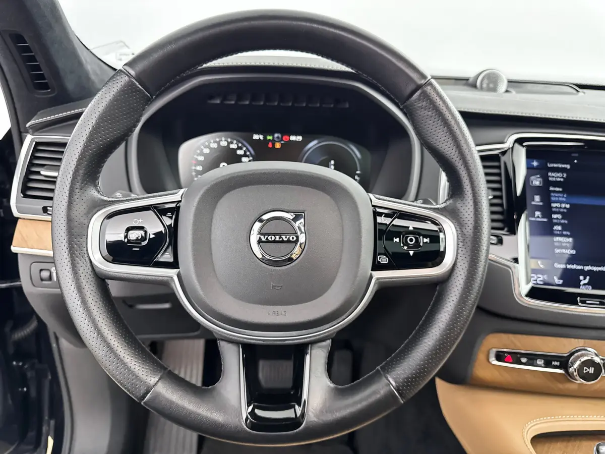 T8 Recharge Inscription | 22" | Luchtvering | Bowers & Wilkins | Geventileerd Nappa | Head-Up | Trekhaak | Leder Dashboard & Dakhemel | Panoramadak |