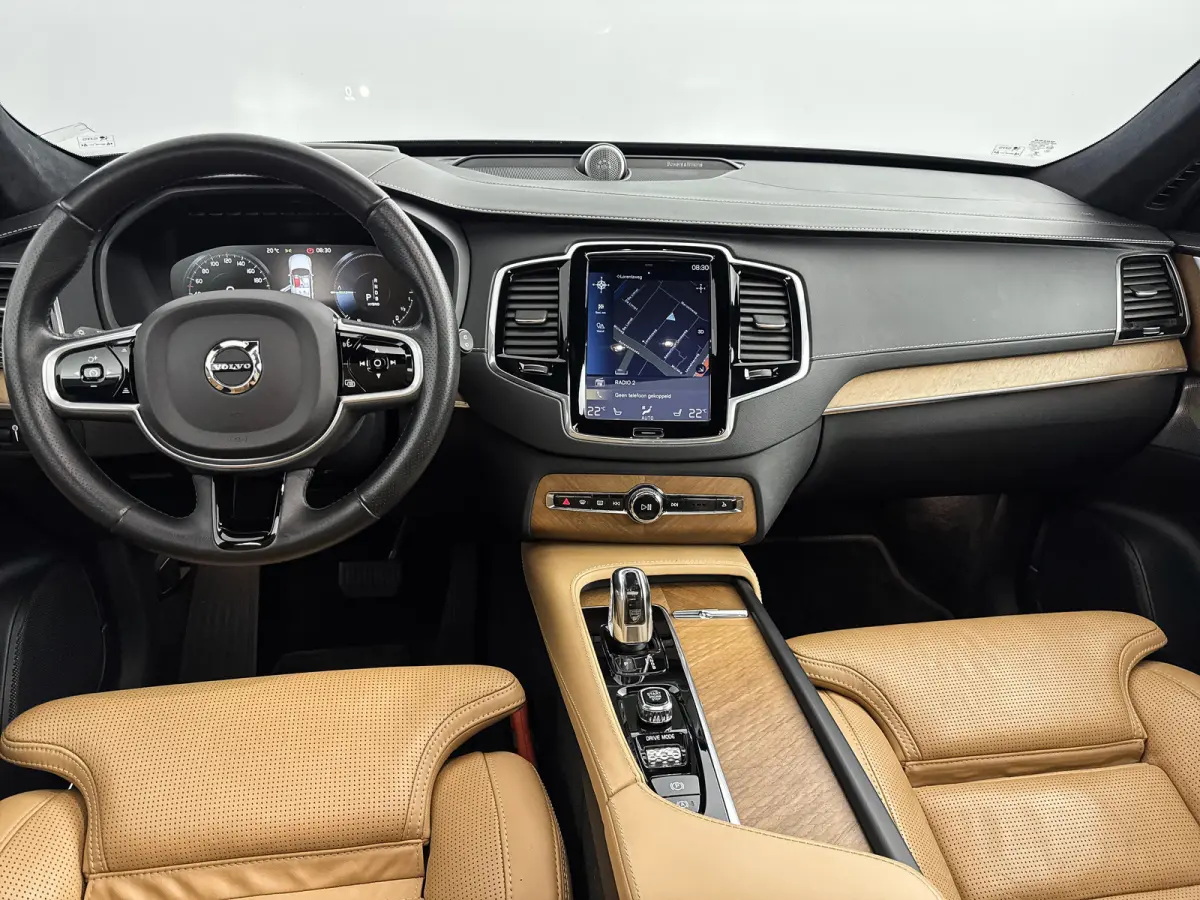 T8 Recharge Inscription | 22" | Luchtvering | Bowers & Wilkins | Geventileerd Nappa | Head-Up | Trekhaak | Leder Dashboard & Dakhemel | Panoramadak |