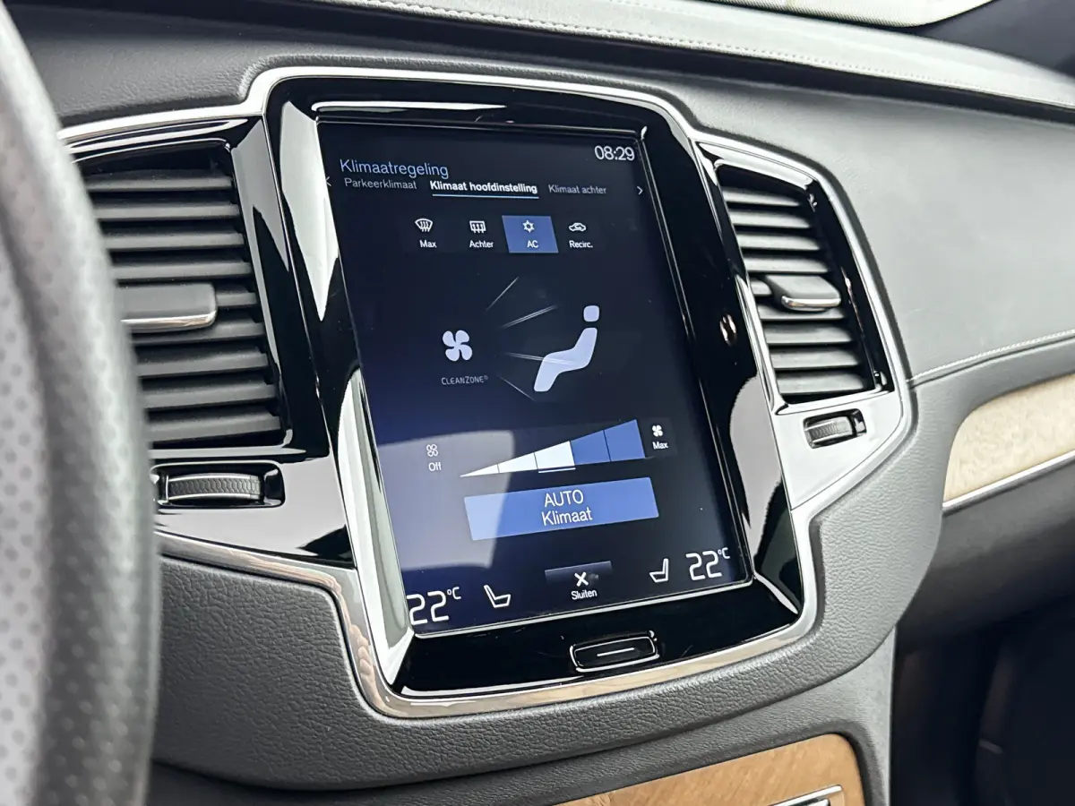 T8 Recharge Inscription | 22" | Luchtvering | Bowers & Wilkins | Geventileerd Nappa | Head-Up | Trekhaak | Leder Dashboard & Dakhemel | Panoramadak |