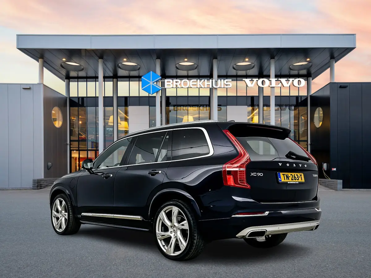 T8 Recharge Inscription | 22" | Luchtvering | Bowers & Wilkins | Geventileerd Nappa | Head-Up | Trekhaak | Leder Dashboard & Dakhemel | Panoramadak |