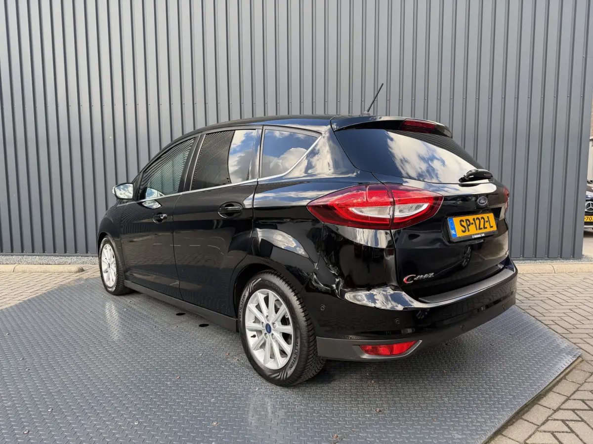 1.5 Titanium | Automaat | Nieuwe distributieriem | 12 mnd. BOVAG Garantie | Rijklaar!!!