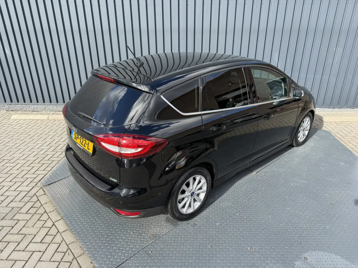 1.5 Titanium | Automaat | Nieuwe distributieriem | 12 mnd. BOVAG Garantie | Rijklaar!!!