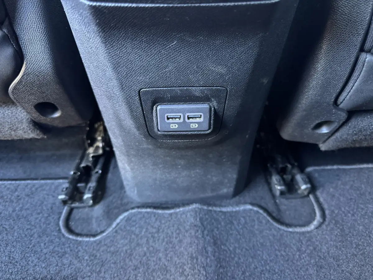 1.2 PureTech Blue Lease Allure 7 Persoons Carplay Navi Camera
