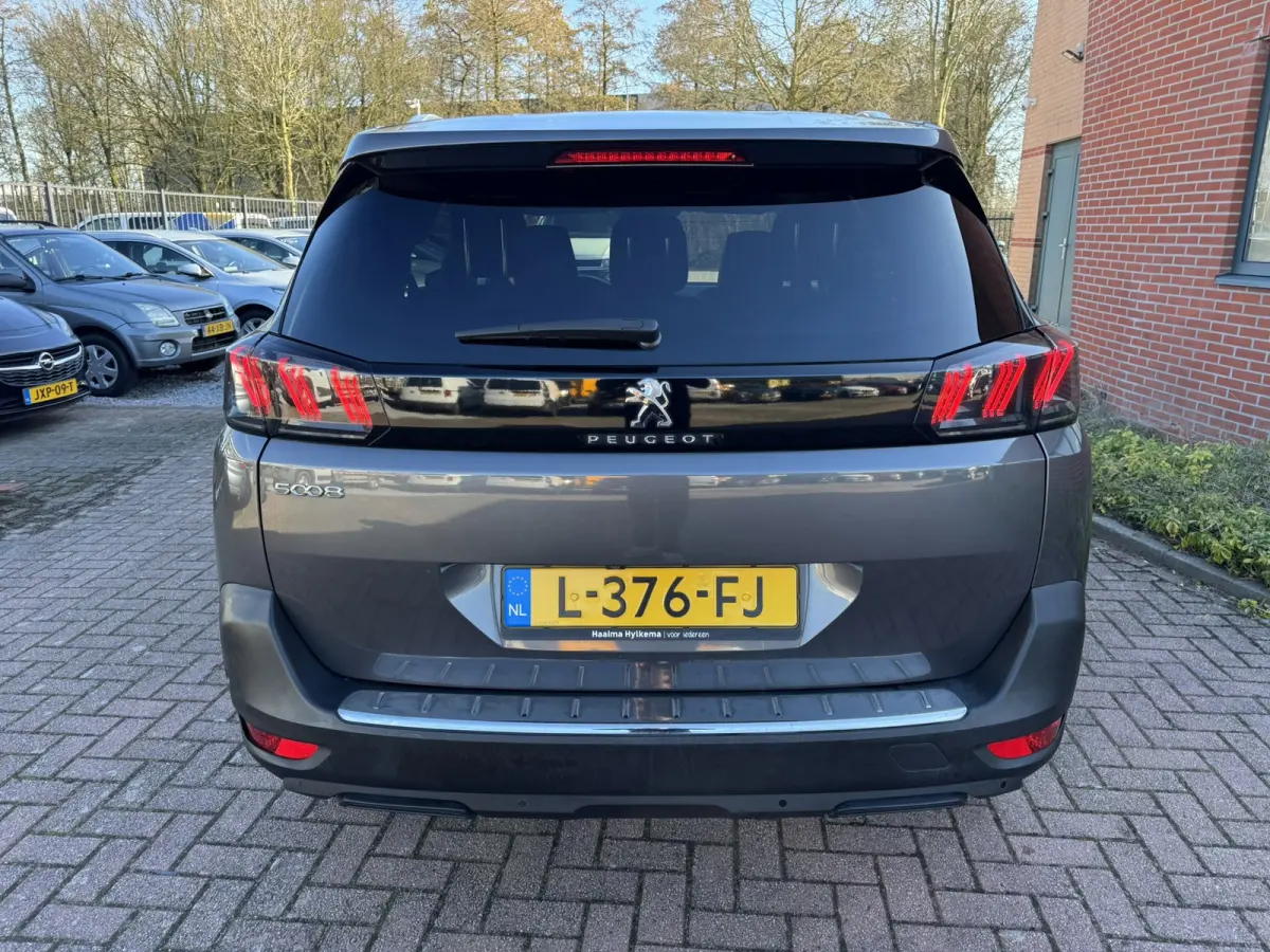 1.2 PureTech Blue Lease Allure 7 Persoons Carplay Navi Camera