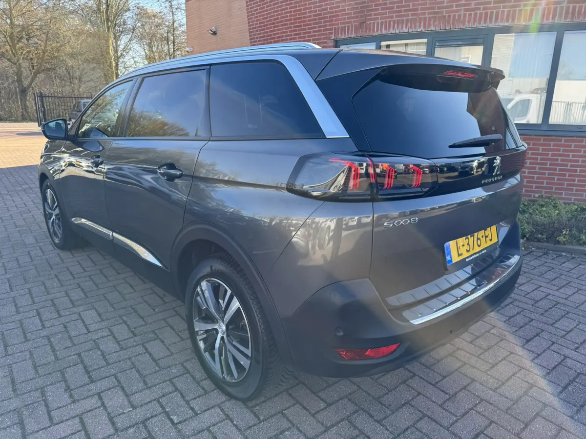 1.2 PureTech Blue Lease Allure 7 Persoons Carplay Navi Camera
