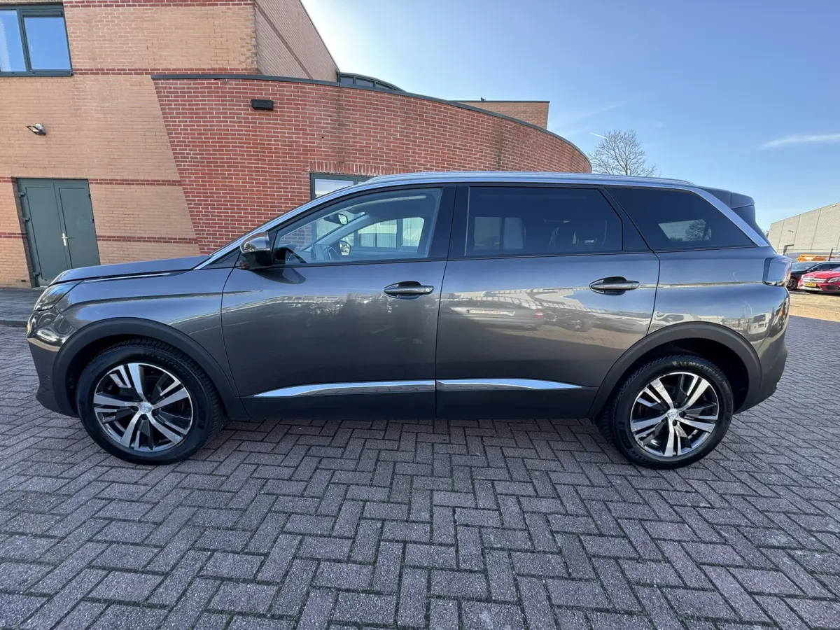 1.2 PureTech Blue Lease Allure 7 Persoons Carplay Navi Camera