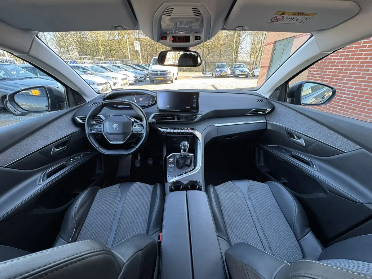 1.2 PureTech Blue Lease Allure 7 Persoons Carplay Navi Camera